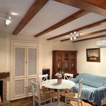 Chalet Adosado En La Playa De El Perellonet Con Piscina, Pista Tenis Valencia Eksteriør billede
